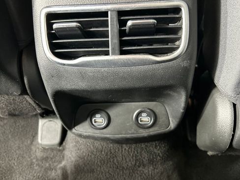 Used 2023 Hyundai Santa Fe SEL image 19