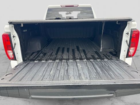 Used 2019 GMC Sierra 1500 4x4 Crew Cab w/ Convenience Package image 31