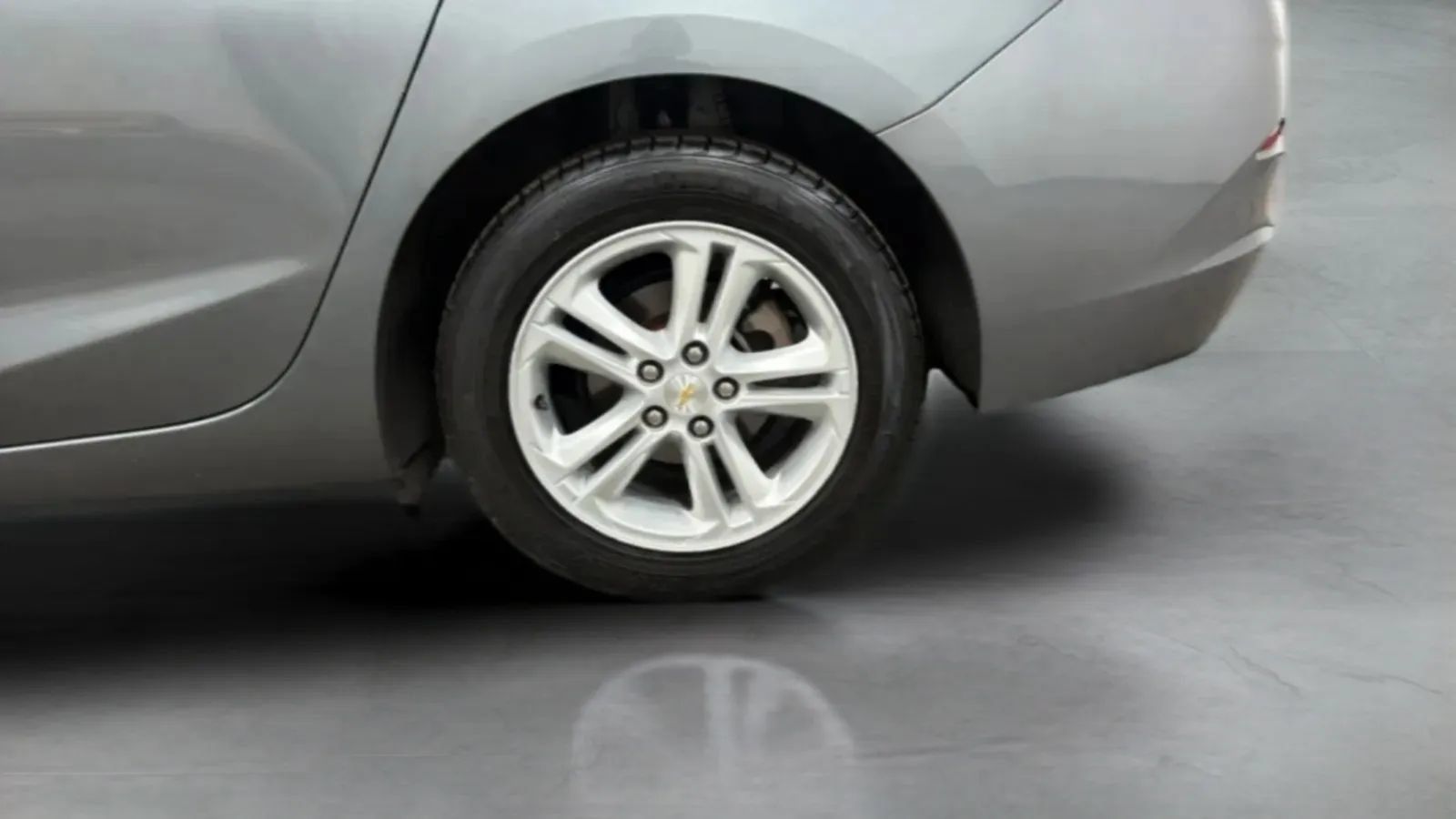 Used 2018 Chevrolet Cruze LT FWD image 27