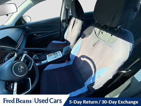 Used 2023 Hyundai Elantra SEL w/ Convenience Package image 22
