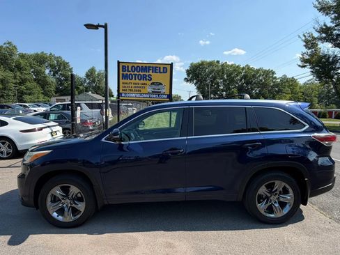 Used 2016 Toyota Highlander Limited AWD/4WD image 2