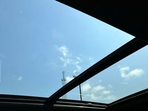 New 2025 Chevrolet Tahoe Premier image 10