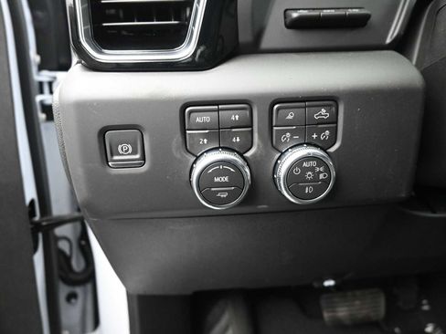 New 2026 GMC Sierra 1500 Denali w/ Denali Reserve Package AWD/4WD image 11