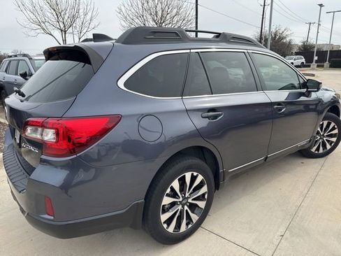 Used 2016 Subaru Outback 2.5i Limited image 3