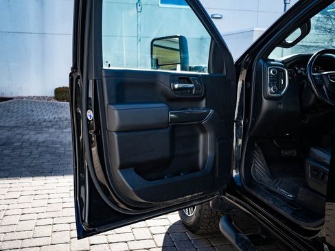 Used 2023 GMC Sierra 2500 AT4 w/ Gooseneck/5TH Wheel Package image 26