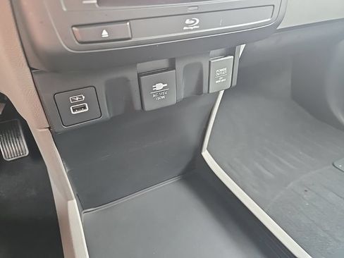 Used 2022 Honda Odyssey Elite image 48