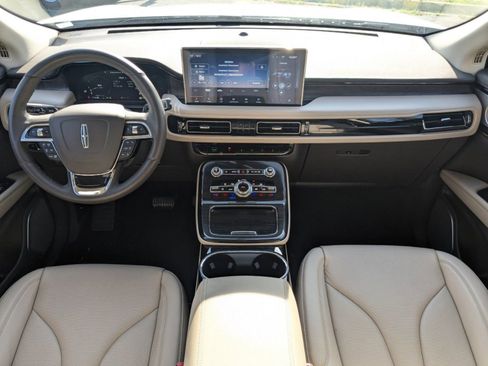 Certified 2023 Lincoln Nautilus Reserve w/ Equipment Group 202A image 17