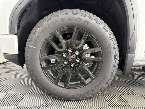 New 2026 GMC Sierra 1500 Elevation w/ Elevation Premium Package image 9