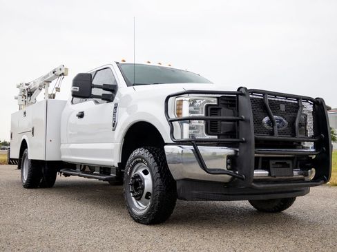 Used 2019 Ford F350 XL w/ XL Value Package AWD/4WD image 1