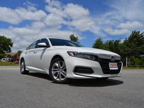 Used 2018 Honda Accord LX image 22