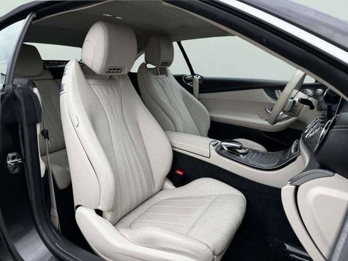 Used 2023 Mercedes-Benz E 450 4MATIC Cabriolet image 38