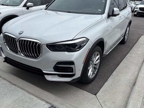 Used 2023 BMW X5 xDrive40i AWD/4WD image 1