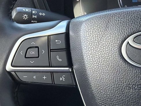 Certified 2025 Toyota Grand Highlander FWD image 10