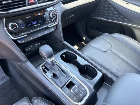 Used 2020 Hyundai Santa Fe Limited FWD image 25