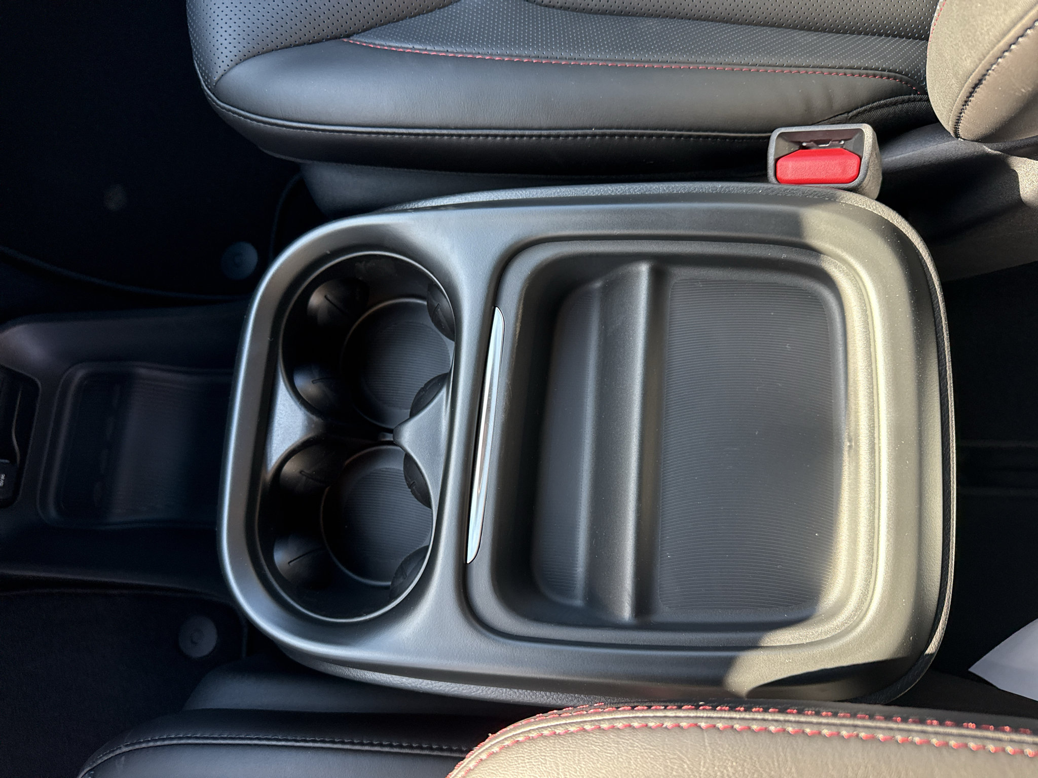New 2027 Chrysler Pacifica Select AWD/4WD image 9