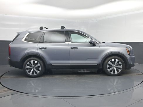 Certified 2022 Kia Telluride S image 38
