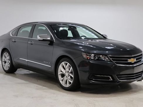 Used 2015 Chevrolet Impala LTZ FWD image 1