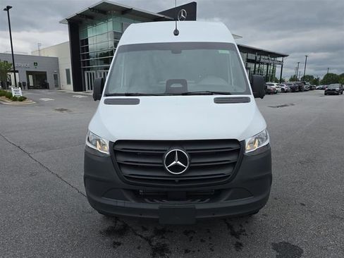 New 2025 Mercedes-Benz Sprinter 2500 image 13