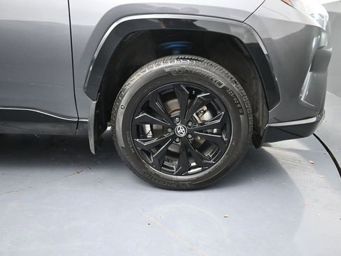 Used 2022 Toyota RAV4 XSE image 5
