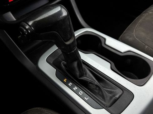 Used 2018 Chevrolet Colorado LT image 21