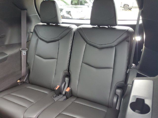 Certified 2024 Cadillac XT6 Luxury FWD image 12