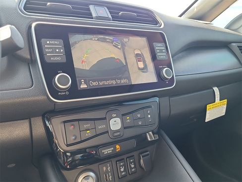 New 2025 Nissan Leaf SV Plus image 15