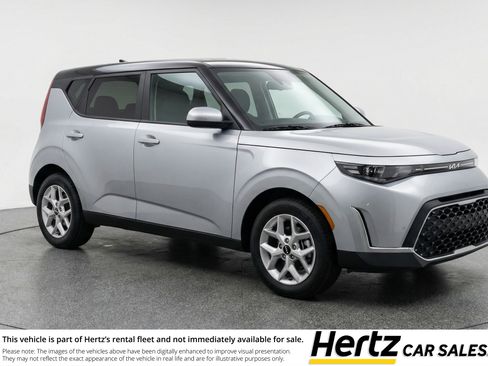 Used 2025 Kia Soul LX w/ LX Technology Package image 1