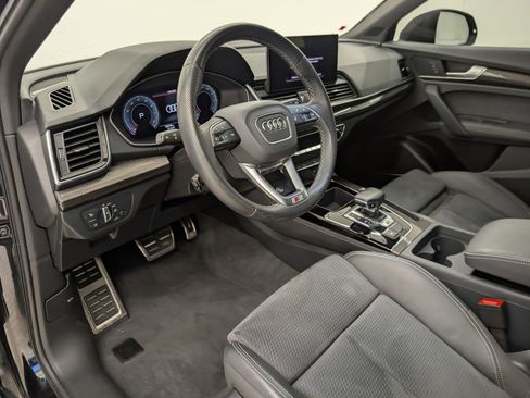 Used 2024 Audi SQ5 Premium Plus w/ Premium Plus Package image 4