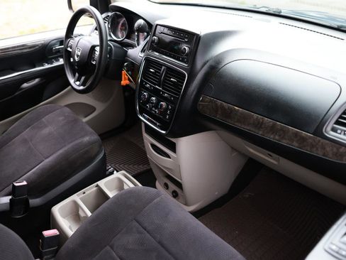 Used 2011 Dodge Grand Caravan Express w/ PWR Window Group image 18