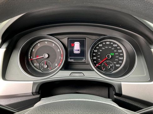 Used 2018 Volkswagen Atlas S image 19