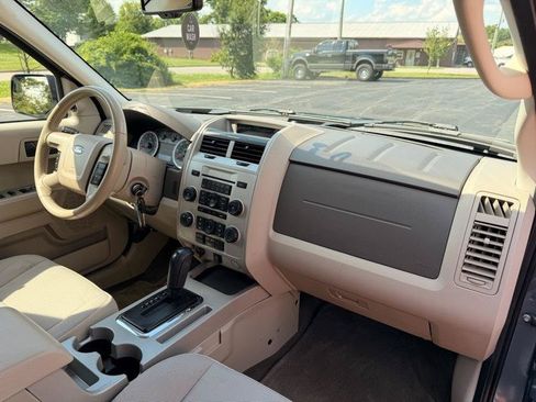 Used 2011 Ford Escape XLT FWD image 11