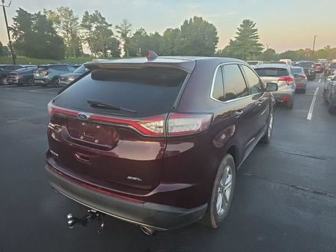 Used 2018 Ford Edge SEL w/ Equipment Group 201A FWD image 3