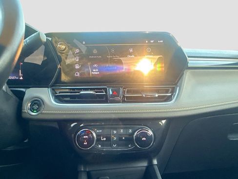 Used 2025 Chevrolet TrailBlazer ACTIV w/ Convenience Package image 15