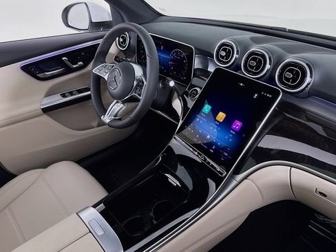 New 2026 Mercedes-Benz GLC 300 image 15