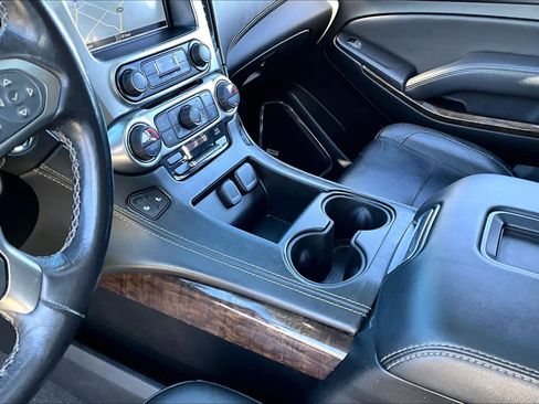 Used 2020 Chevrolet Tahoe LT image 16