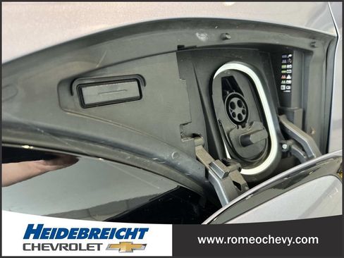 Used 2024 Chevrolet Blazer EV RS AWD/4WD image 39