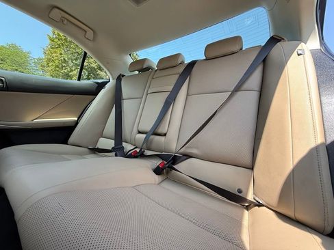 Used 2019 Lexus IS 300 w/ Premium Package image 15