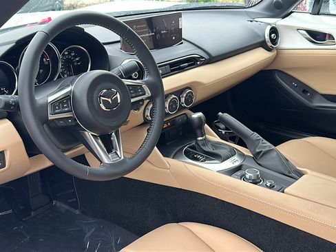 New 2026 MAZDA MX-5 Miata Grand Touring RWD image 9