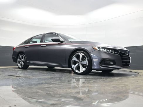 Used 2020 Honda Accord Touring image 26