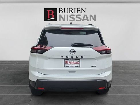 New 2026 Nissan Rogue Dark Armor AWD/4WD image 4