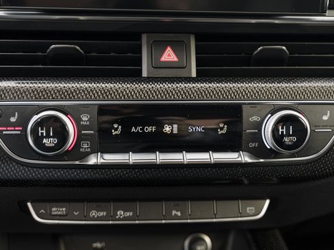 Used 2024 Audi S5 Premium image 11