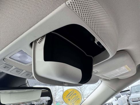 Used 2020 Ford Edge SEL w/ Convenience Package image 40