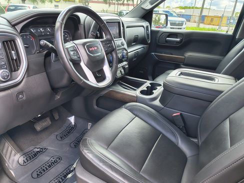 Used 2019 GMC Sierra 1500 SLT w/ SLT Premium Plus Package AWD/4WD image 22