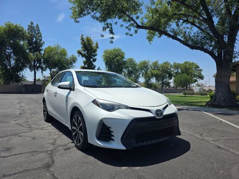 Used 2018 Toyota Corolla SE FWD image 1