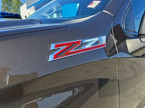 Used 2021 Chevrolet Silverado 1500 RST image 32