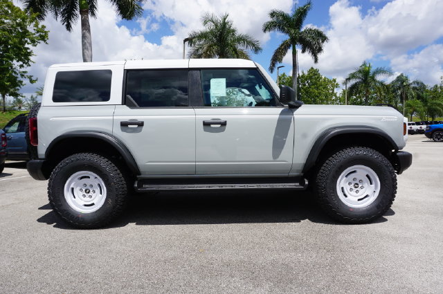 New 2026 Ford Bronco Heritage Edition AWD/4WD image 24