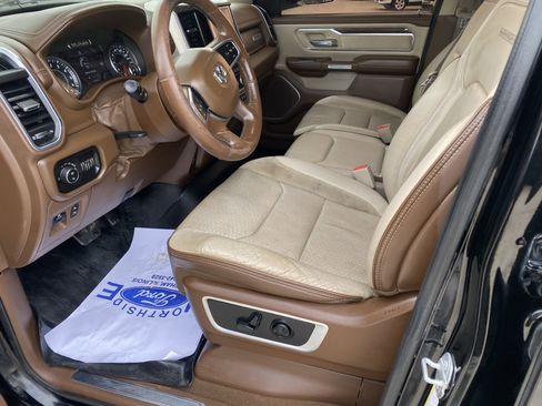 Used 2019 RAM 1500 Laramie image 16