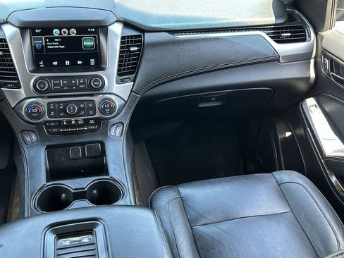 Used 2015 Chevrolet Tahoe LT w/ Luxury Package RWD image 17