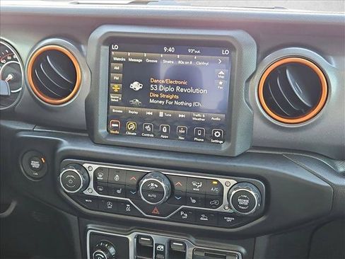 Used 2021 Jeep Gladiator Mojave AWD/4WD image 21