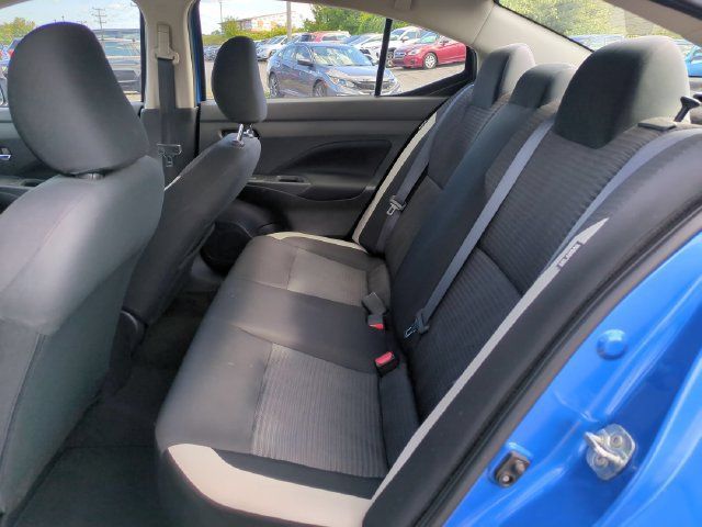 Used 2021 Nissan Versa SV FWD image 17